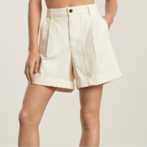 Everlane The Organic Cotton Twill Short Off White sz 6 High Waisted Safari Short - Picture 1 of 2